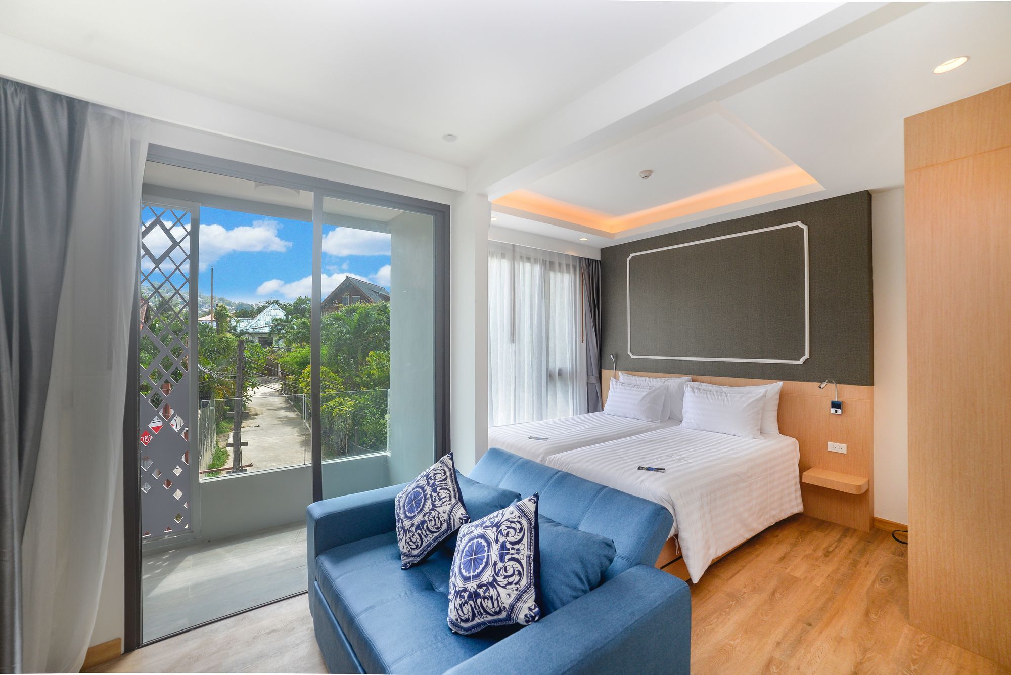Apartment The Aristo By Holy Cow 212 Phuket