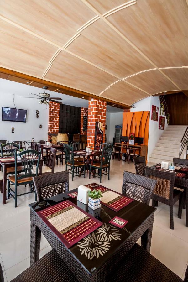 Larn Park Resortel Hotel 3*