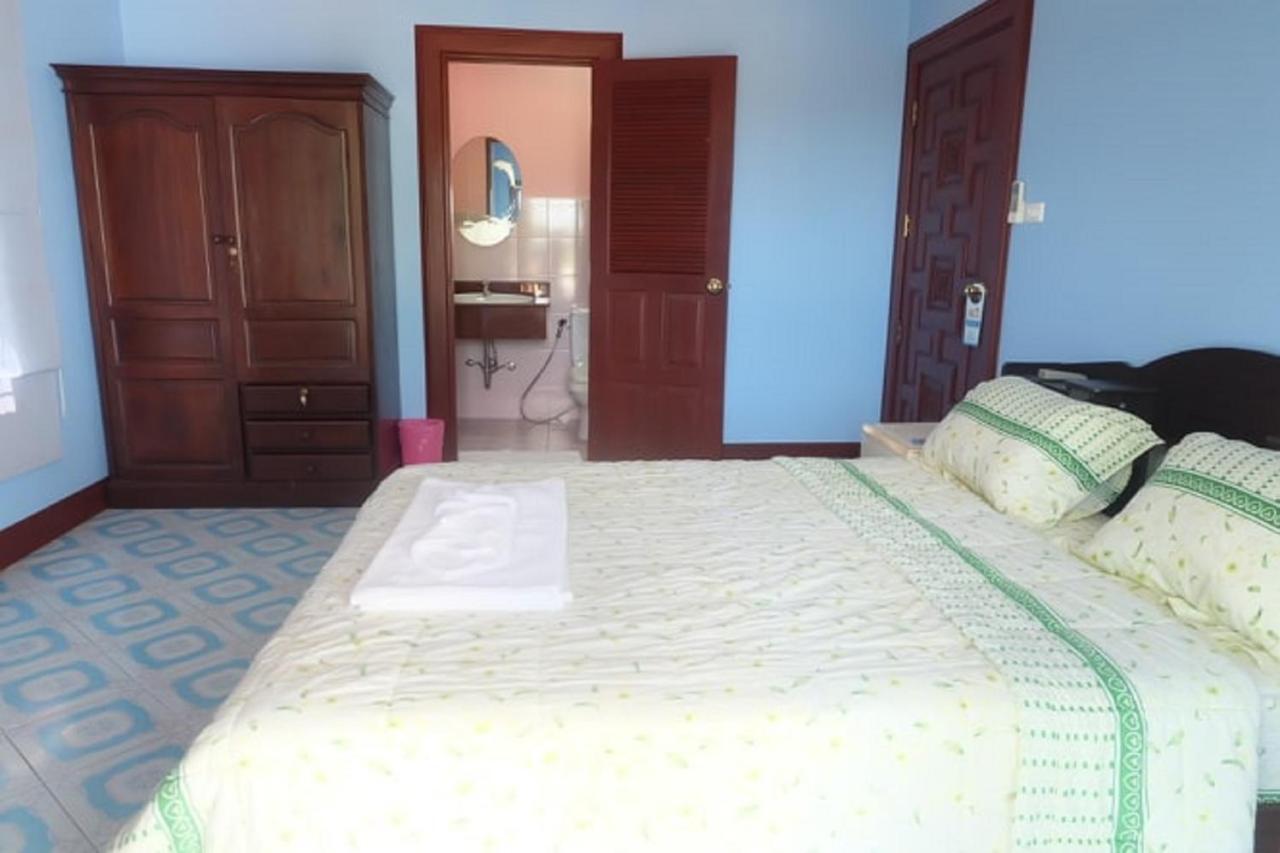 Majestic Phuket. Guest house Rawai