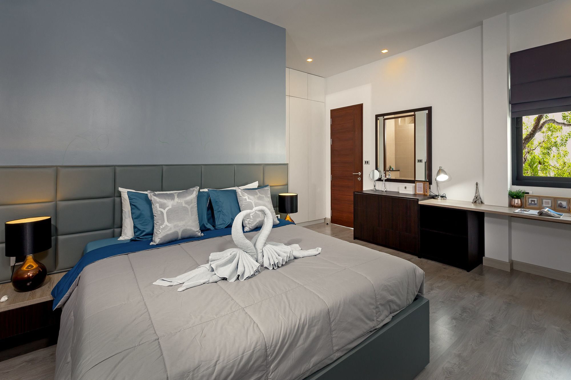 Utopia Naiharn Resort 4*