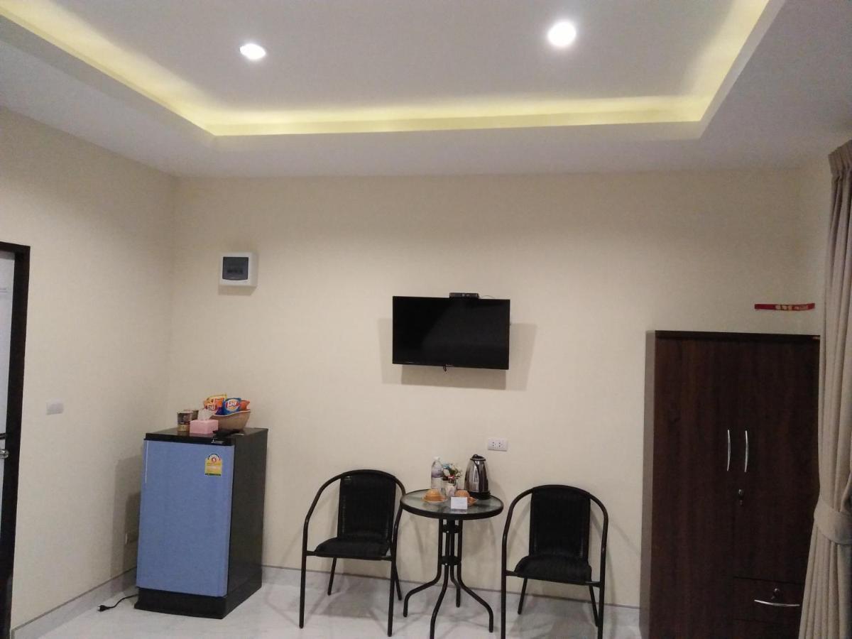 Resort Phuket Sirinapha 2*