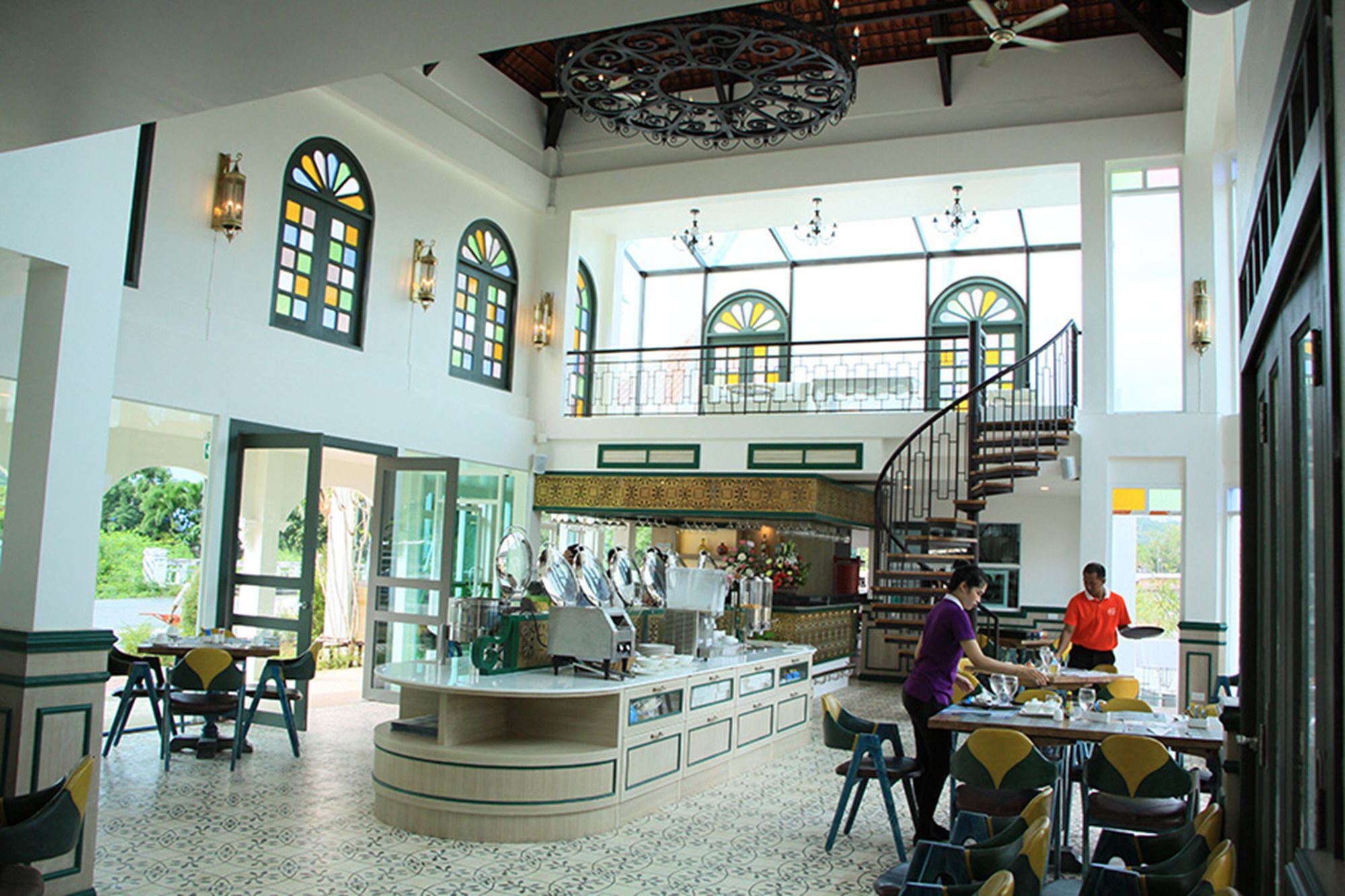 Hotel Supicha Pool Access - Sha