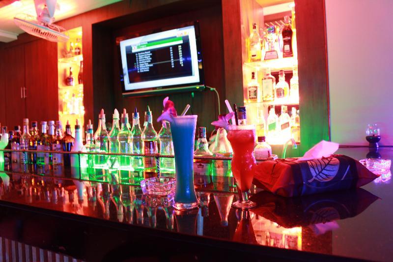 Patong Hemingway's Hotel 3*