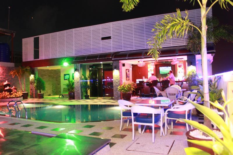 Patong Hemingway's 3* Phuket