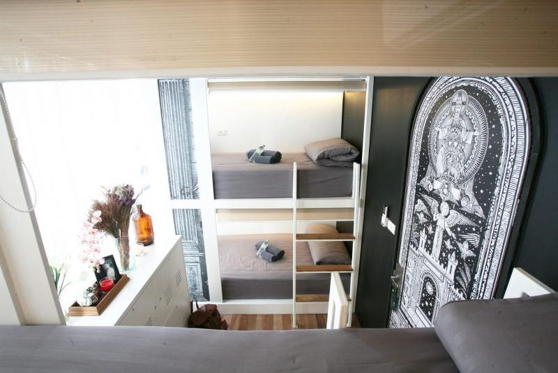 Shade House - Downtown Hostel Phuket