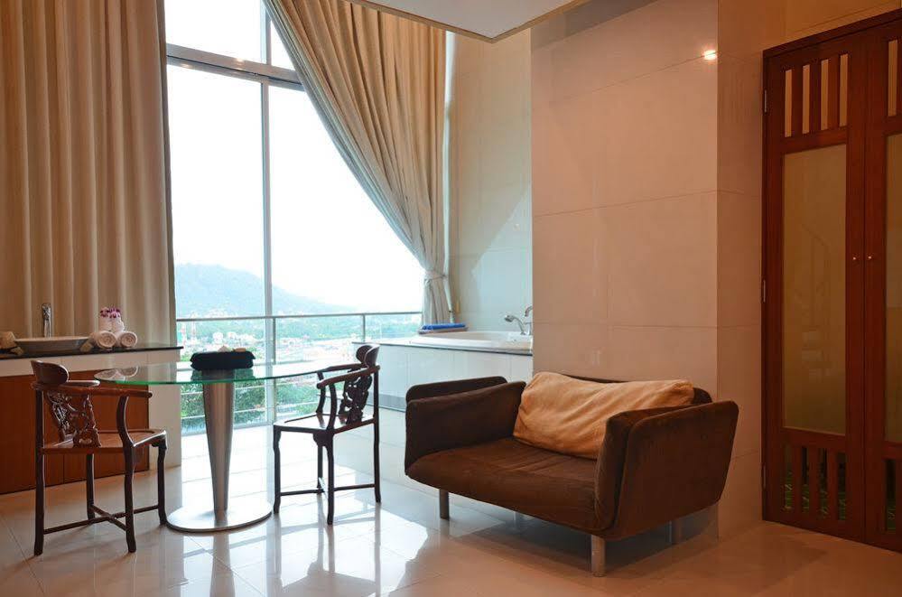 Hotel Hilltop Hotel Ratsada