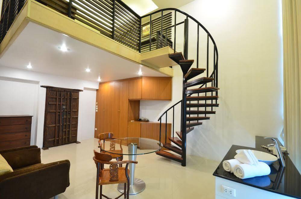 Hilltop Hotel Ratsada
