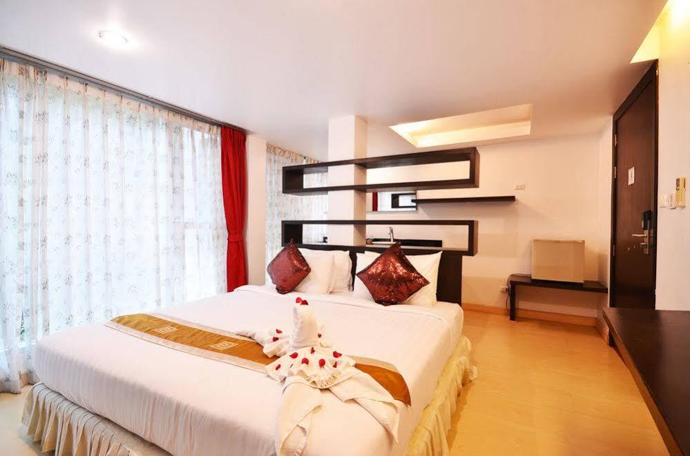 Hilltop Hotel Hotel 4*