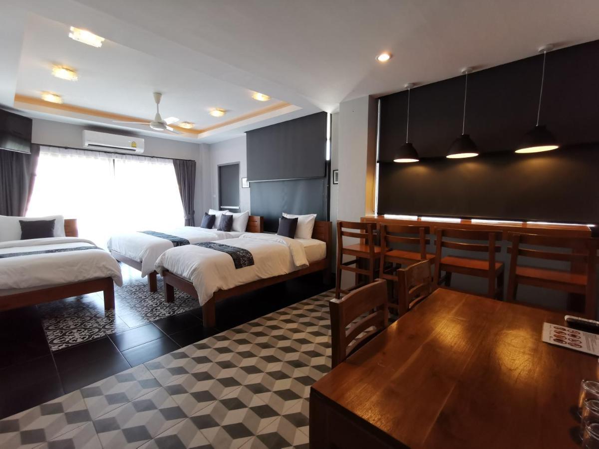 The Besavana - Sha Extra 3*