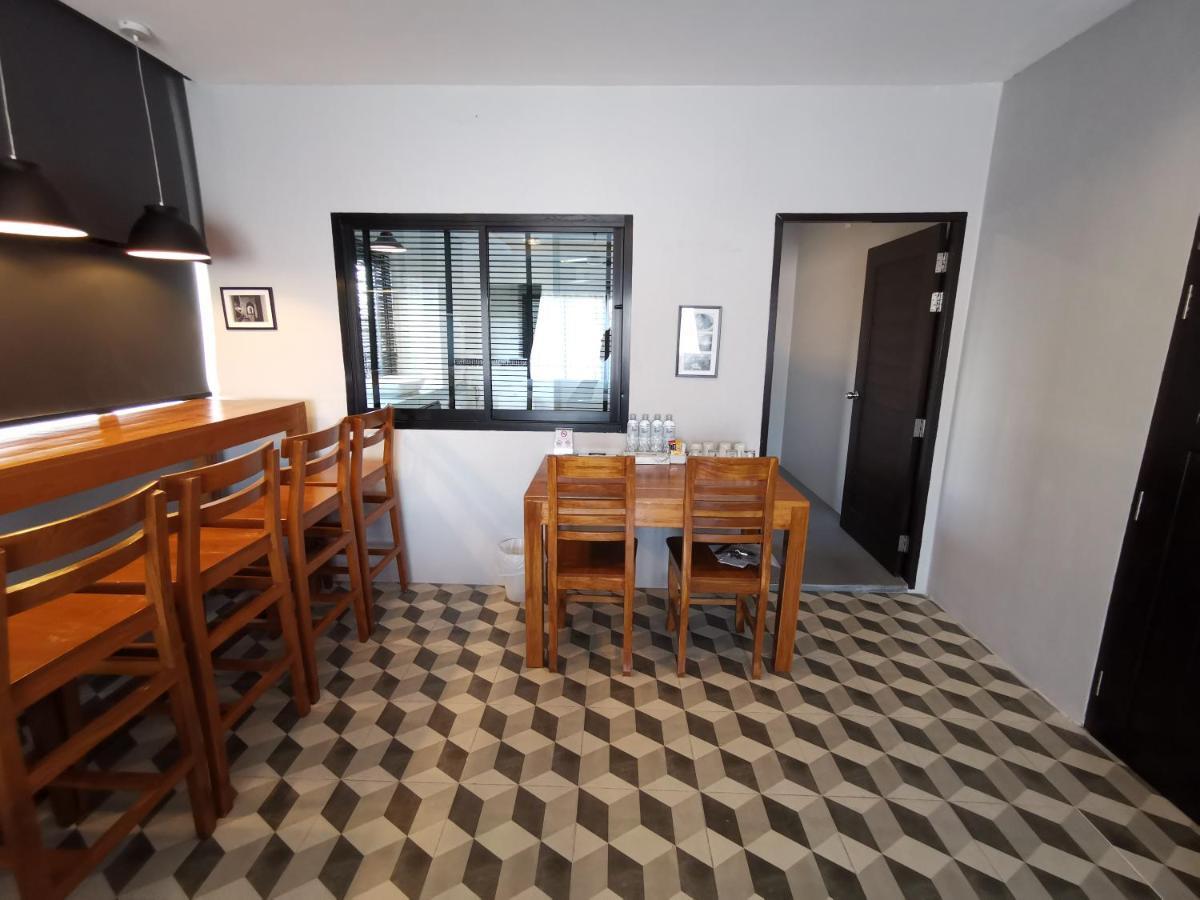 The Besavana - Sha Extra 3*