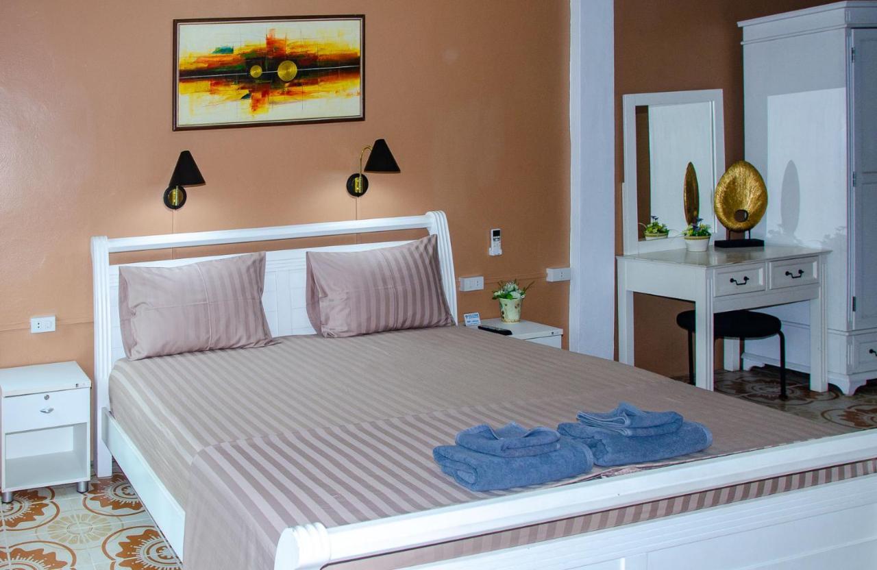 Allstar Guest house