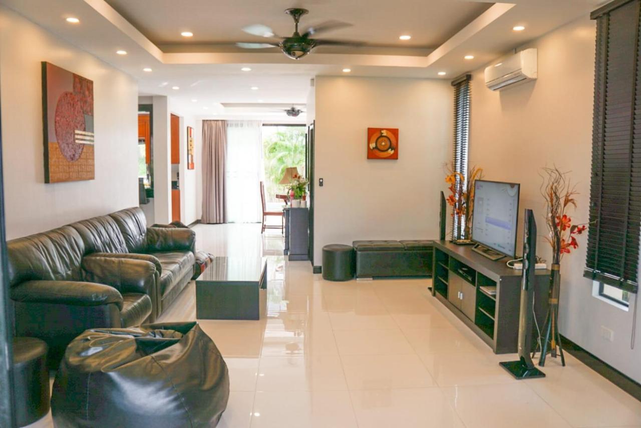 Soi Nam Jai Villa