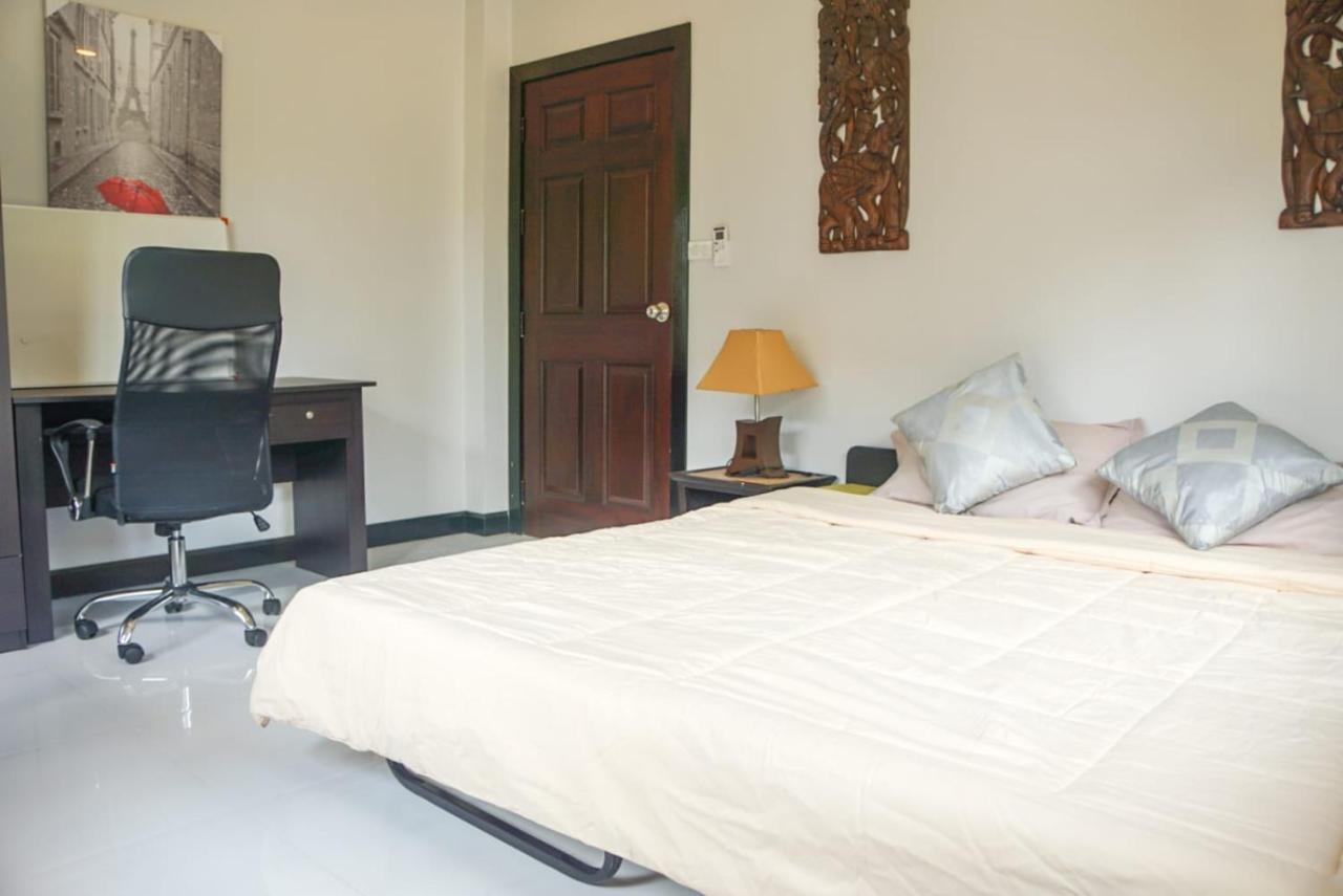 Soi Nam Jai Villa *