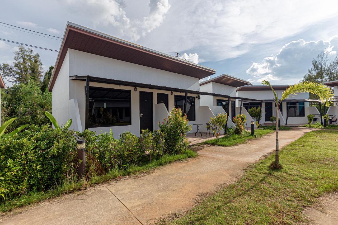 Hotel Oyo 433 Iwp Wake Park & 3*