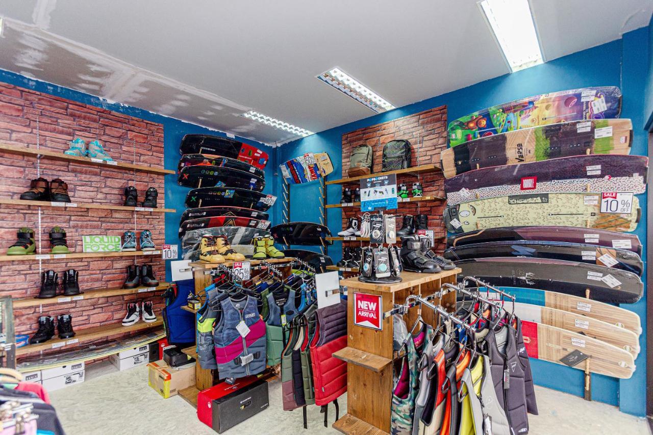 Oyo 433 Iwp Wake Park & Hotel Mai Khao