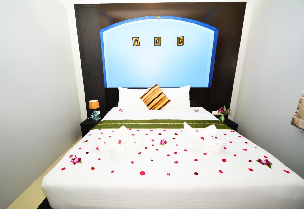 Lavender Hotel 3*