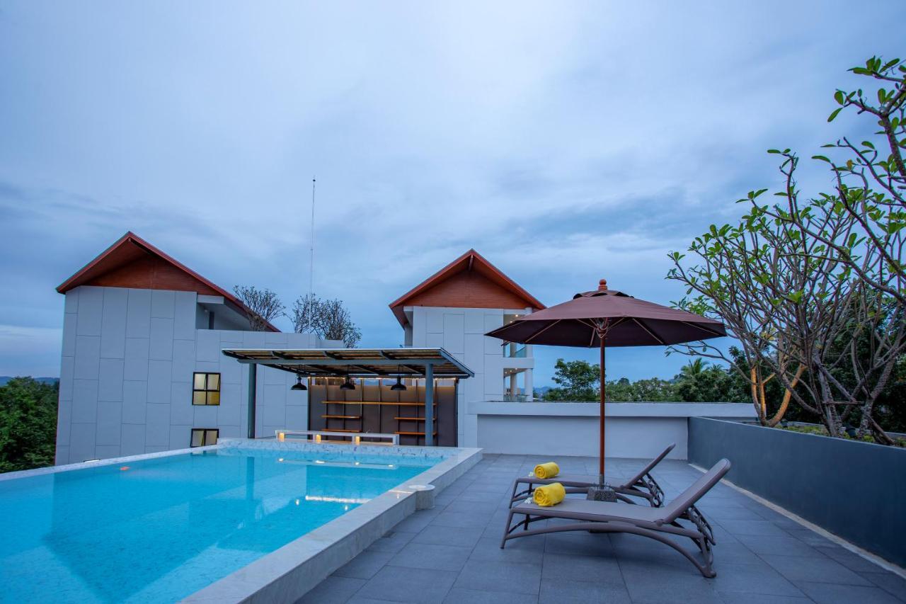 Surin Beach Residence Hotel 5*