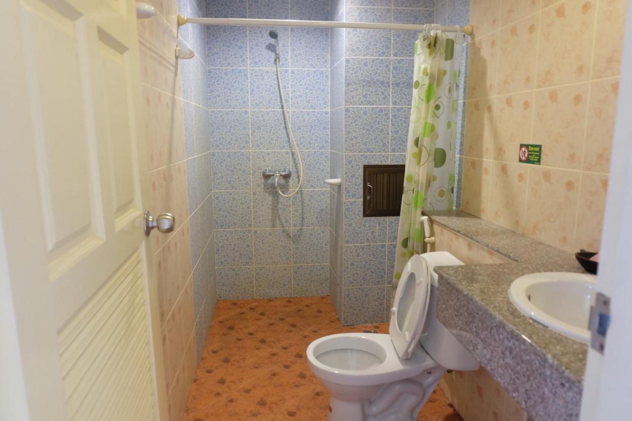 Hotel Baantonkhaokata 2*