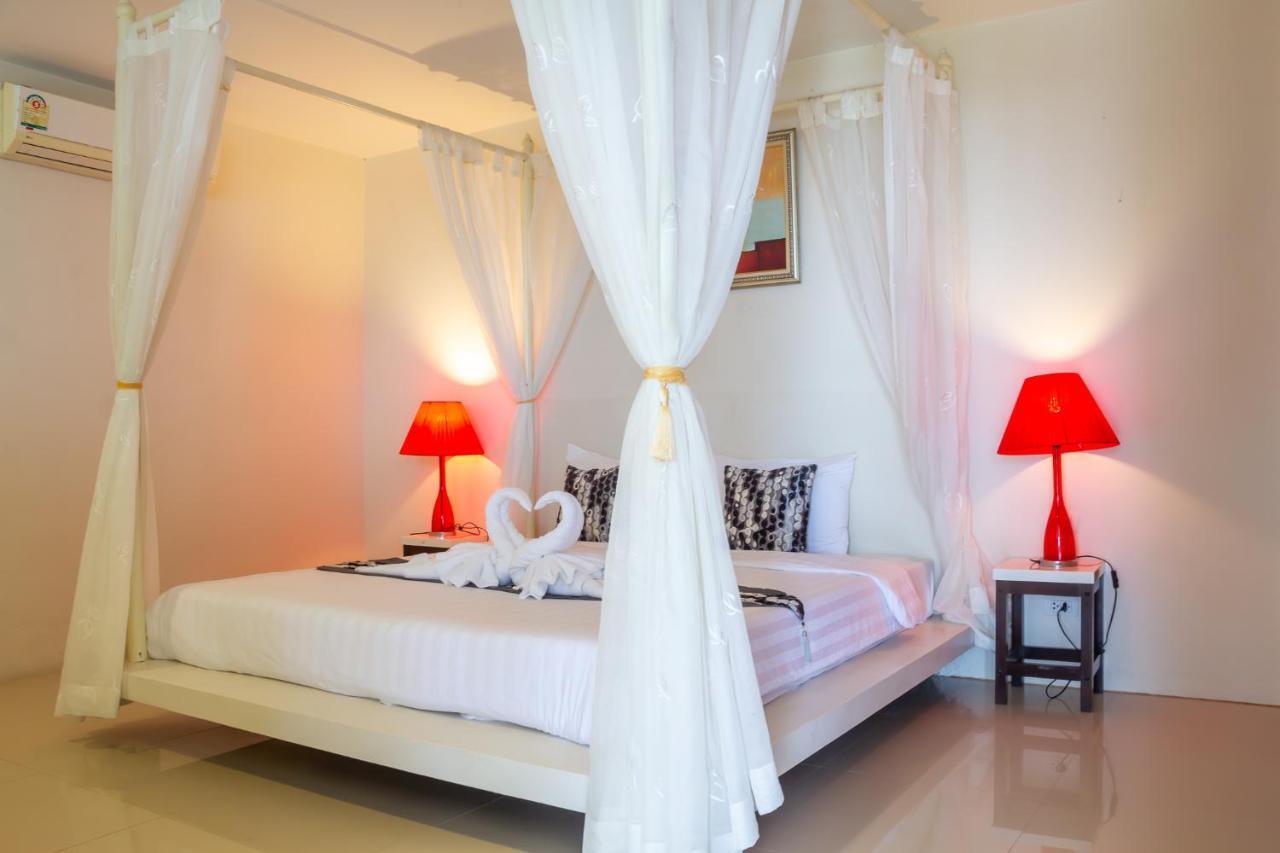 Grand Bleu Ocean View Pool 4* Kamala Beach