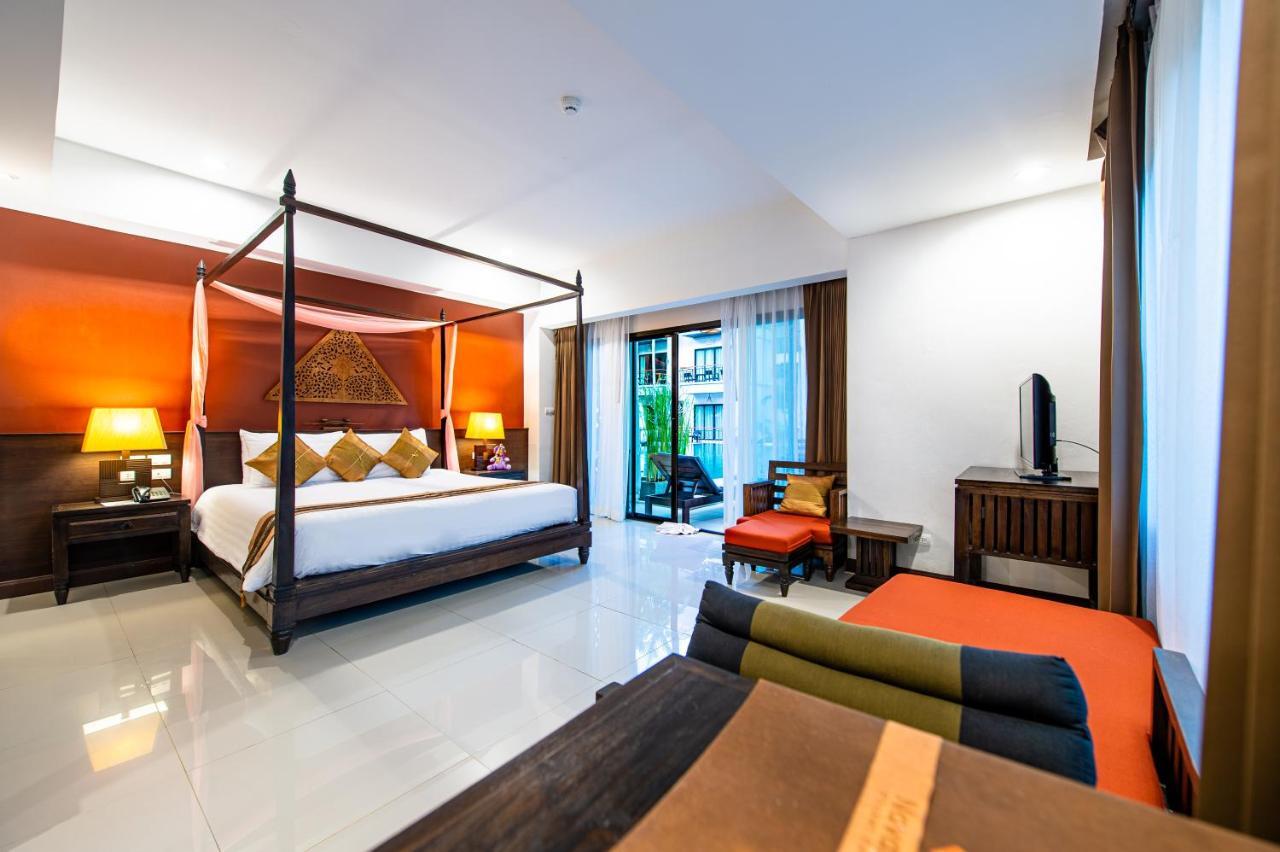 Navatara Phuket Resort 4*