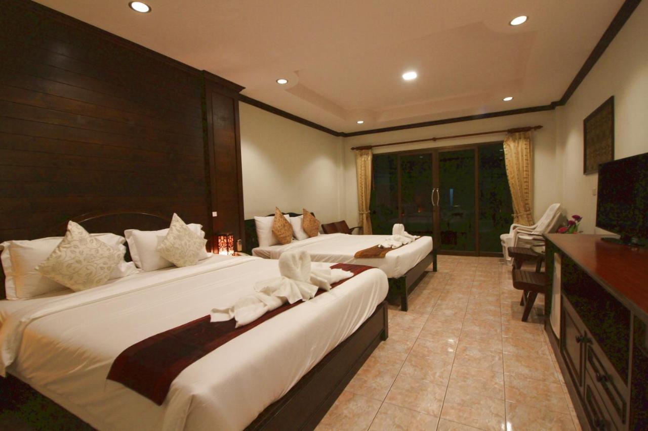 Baan Veerakit 4*