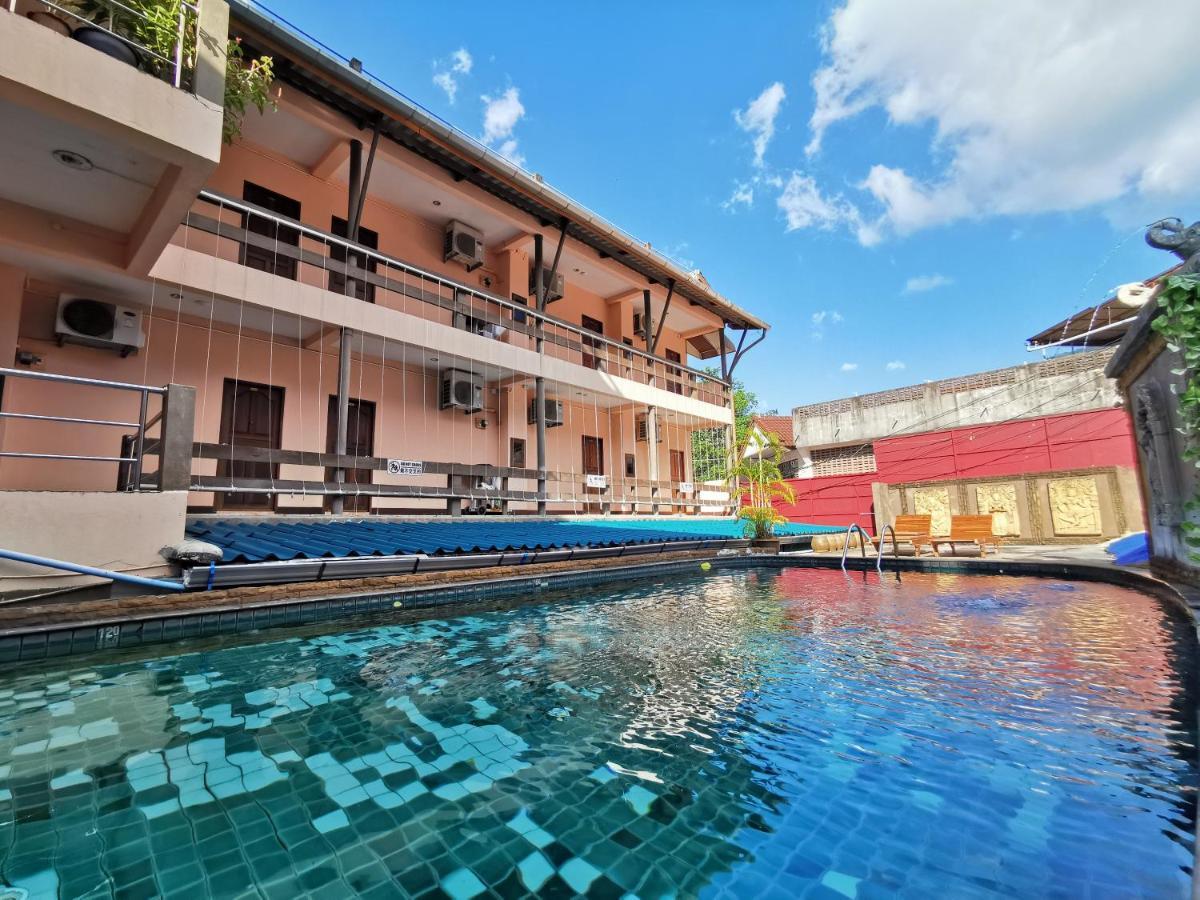 Hotel Baan Veerakit Patong