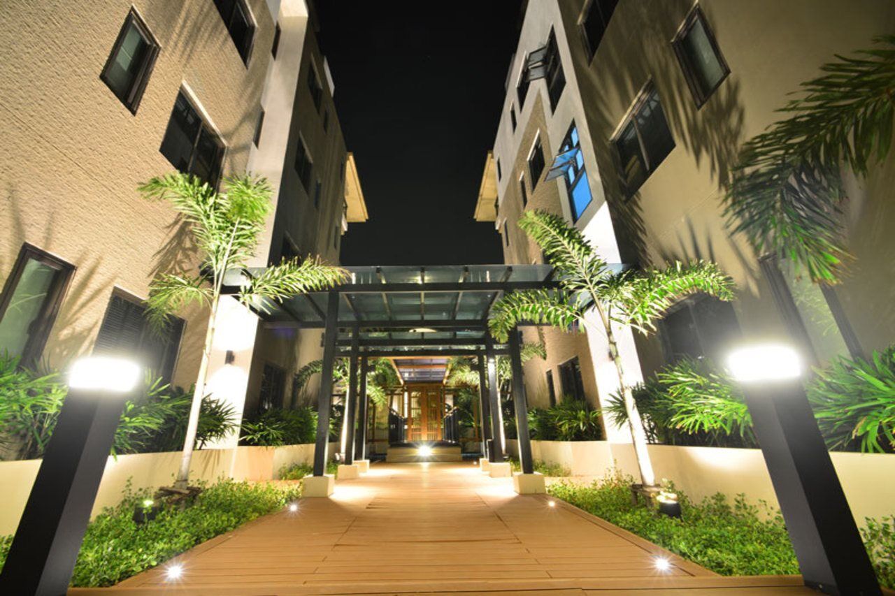 Resort The Charm - Sha Certified Phuket