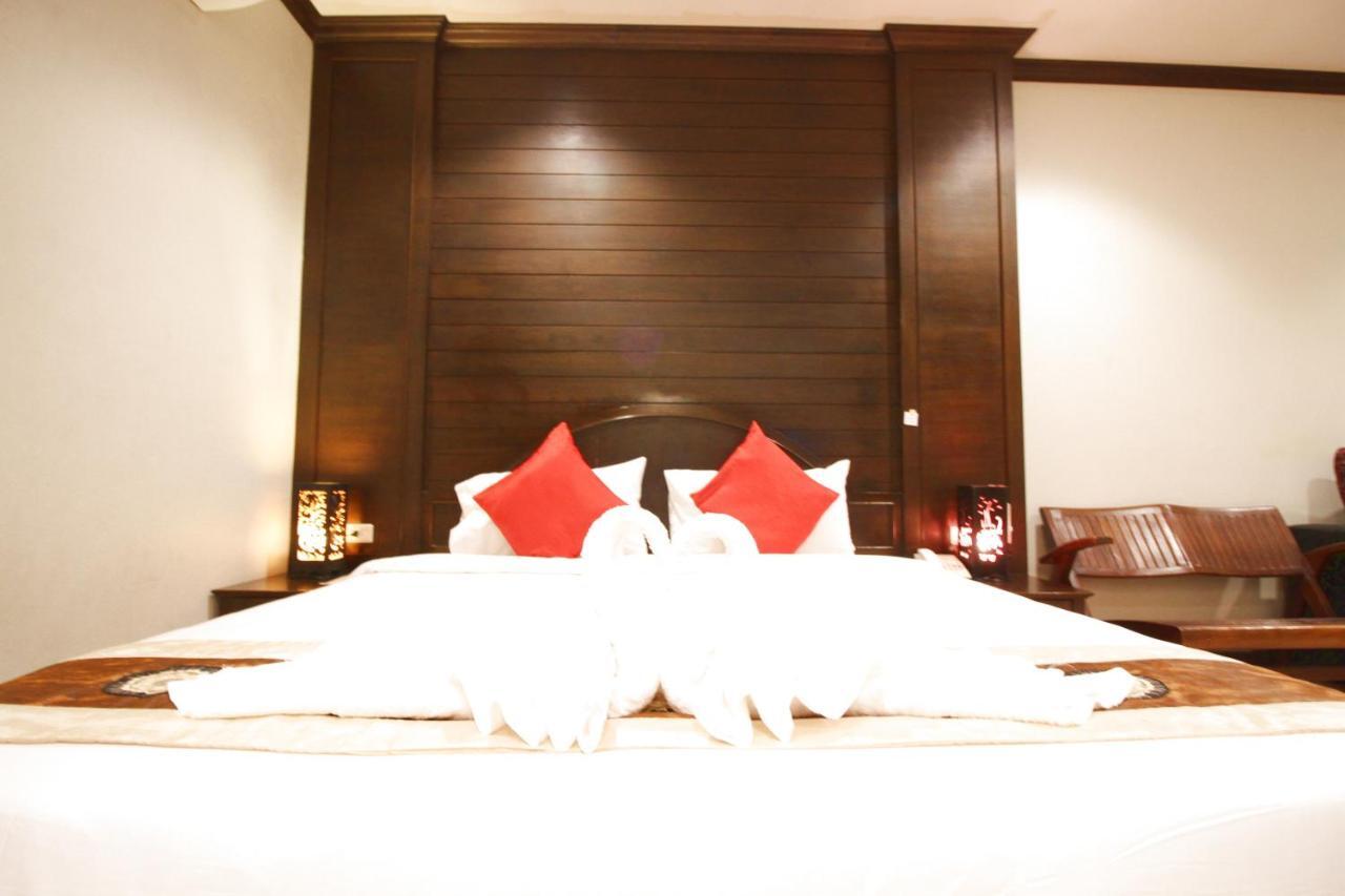 Baan Veerakit Hotel