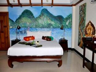 Villa Angelica Bed And Breakfast In Phuket 4* Phuket