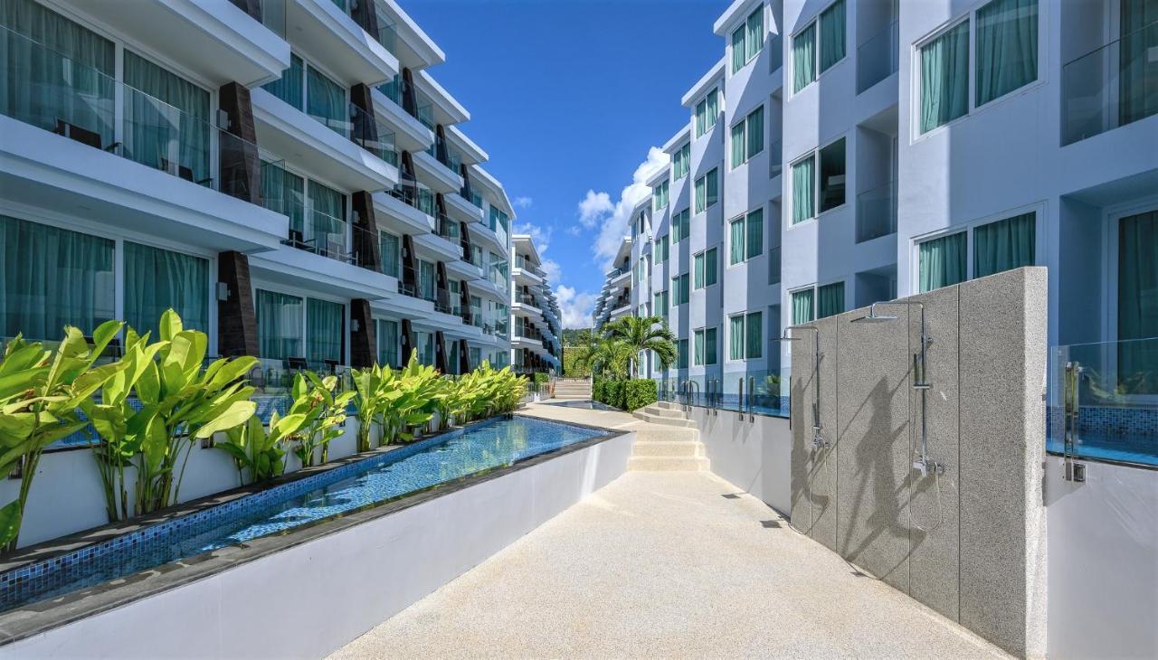 Hotel The Beachfront Phuket