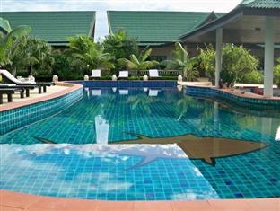 Tuna Resort 2*