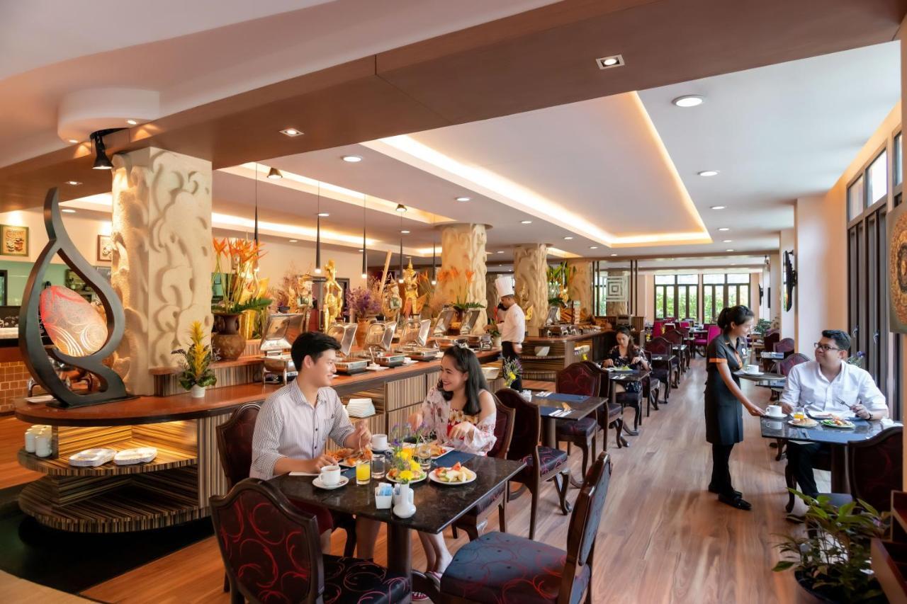 Novotel Phuket Vintage Park
