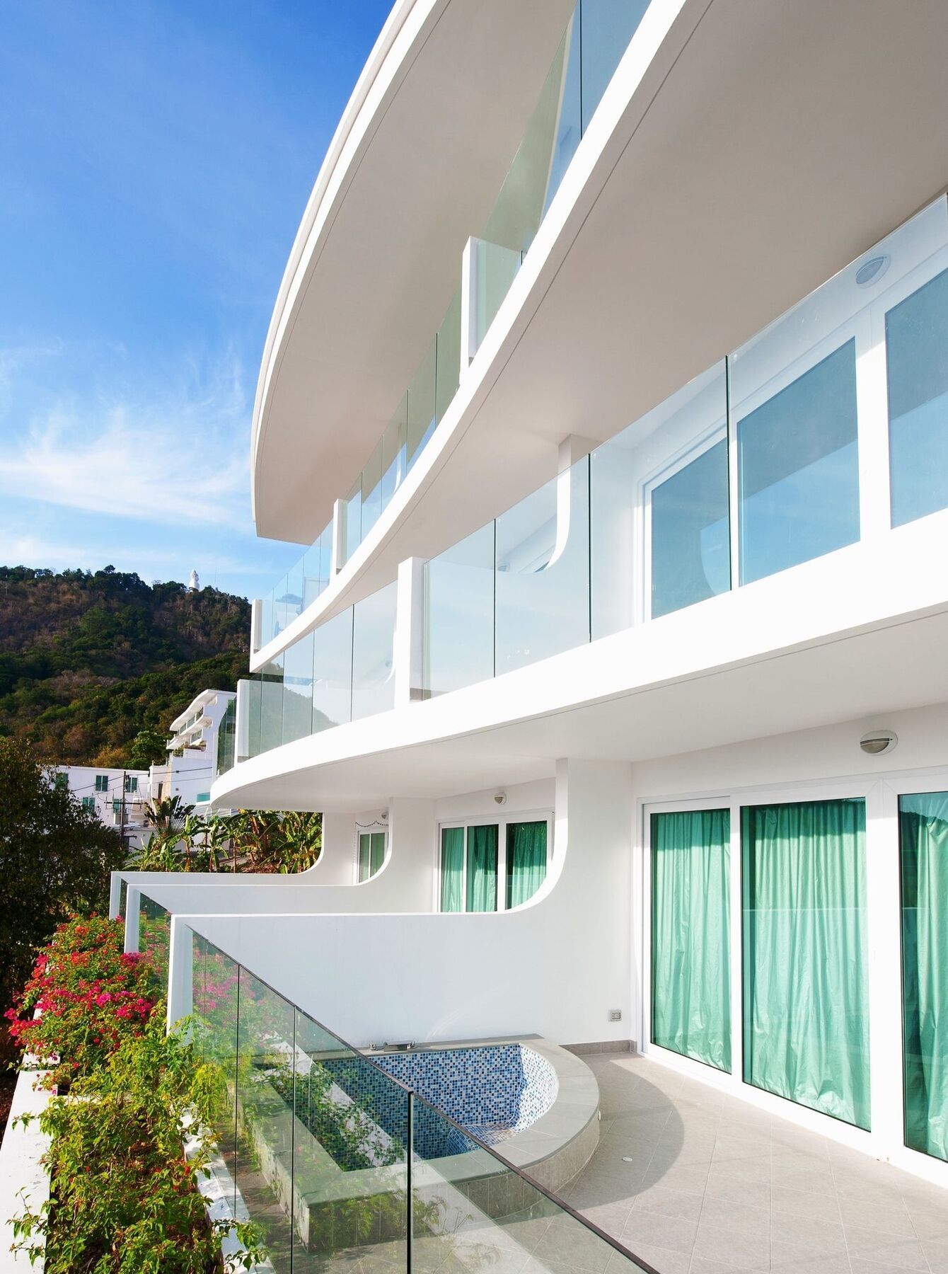 Shanaya Ocean View 4*