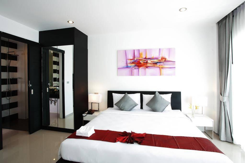 One World One Naiharn Hotel Rawai
