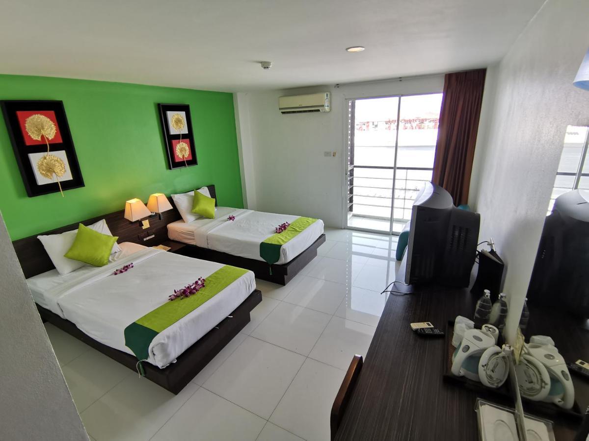 Hotel Twin 3*