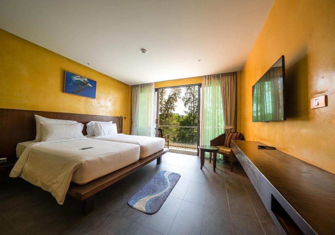 Hotel Coriacea Beachfront Boutique Phuket - Sha
