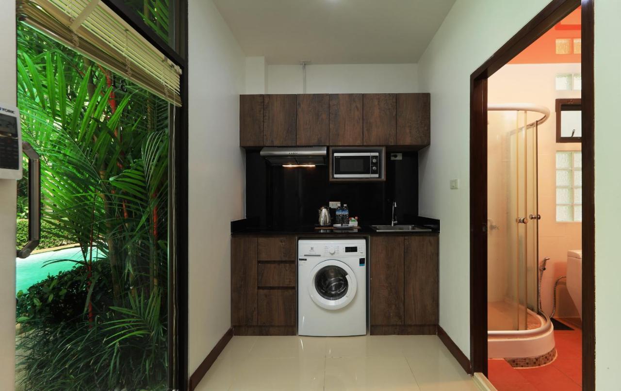 Palm Oasis * Nai Harn