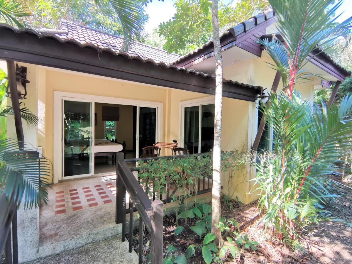 Thai Modern & 