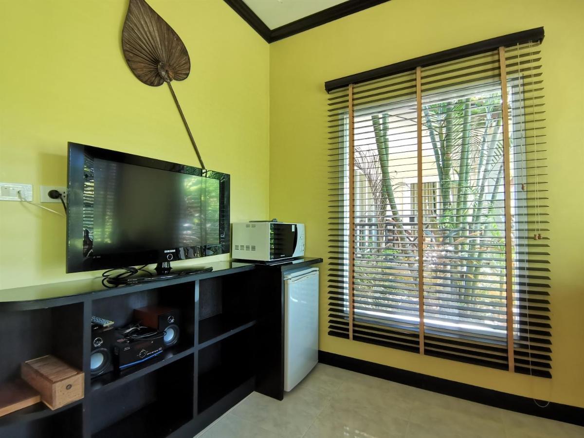 Thai Modern & 