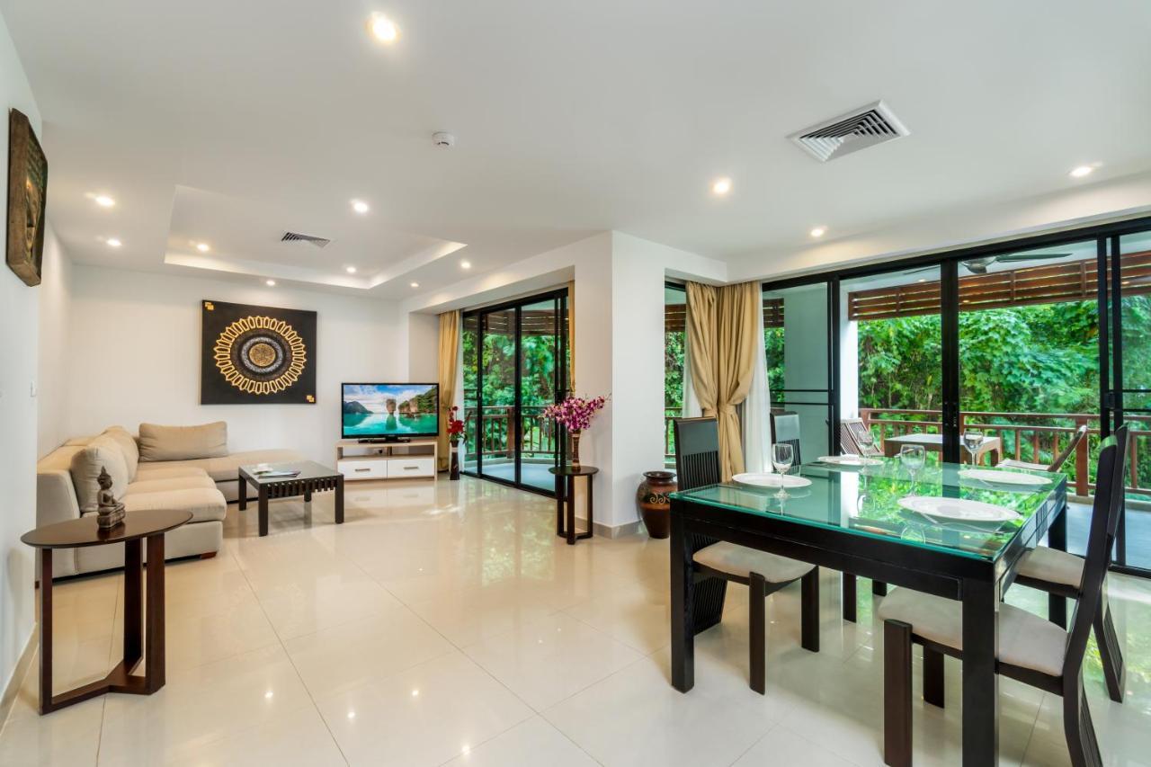 Sabai Surin Beach (Phuket)