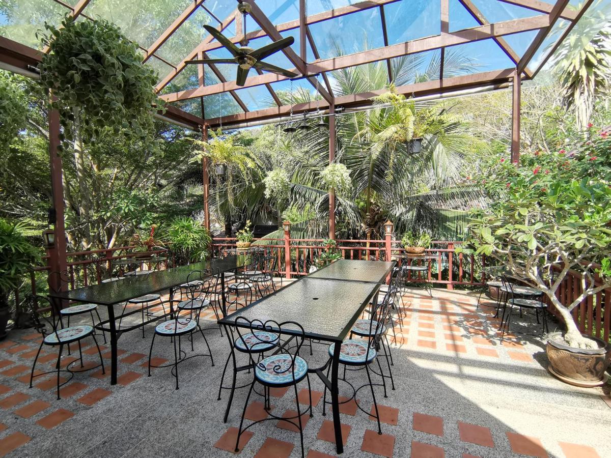 Resort Thai Modern & 