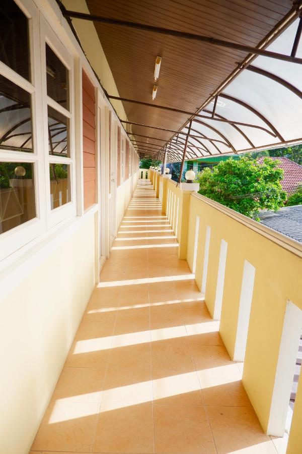 Bangtao Corner Apartment *