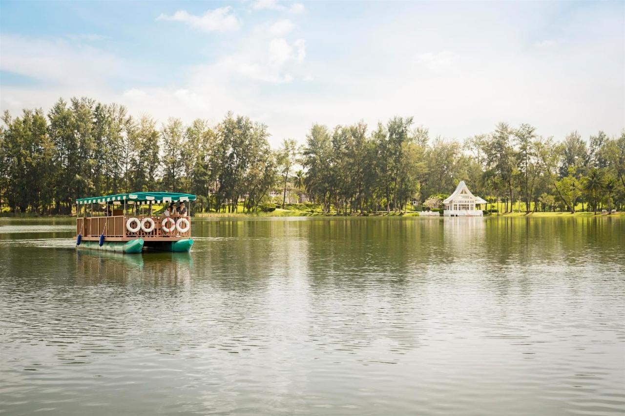 Resort Double Pool By Banyan Tree