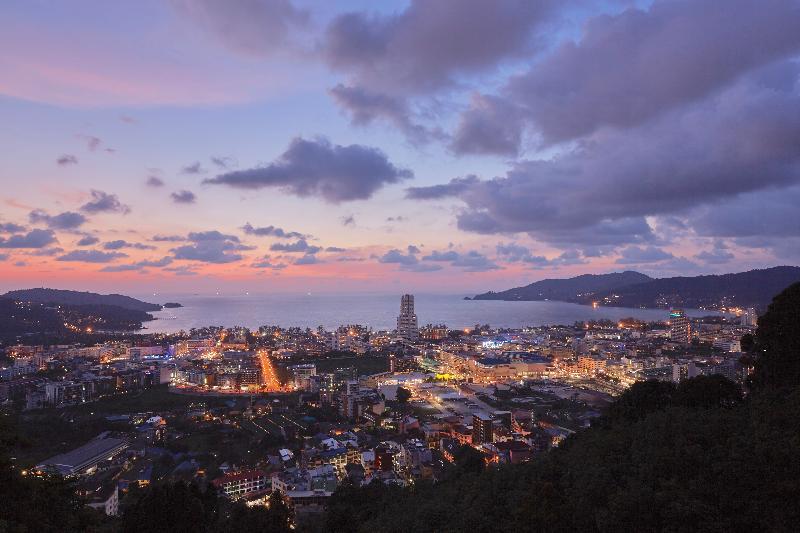 Resort Doubletree By Hilton Phuket Banthai 4*