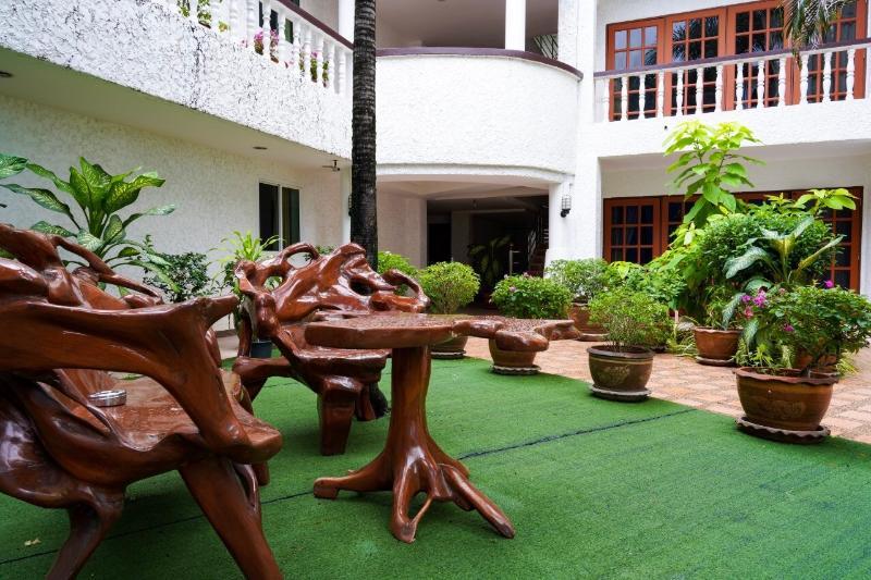 Neptuna Hotel By Maduzi Hotel