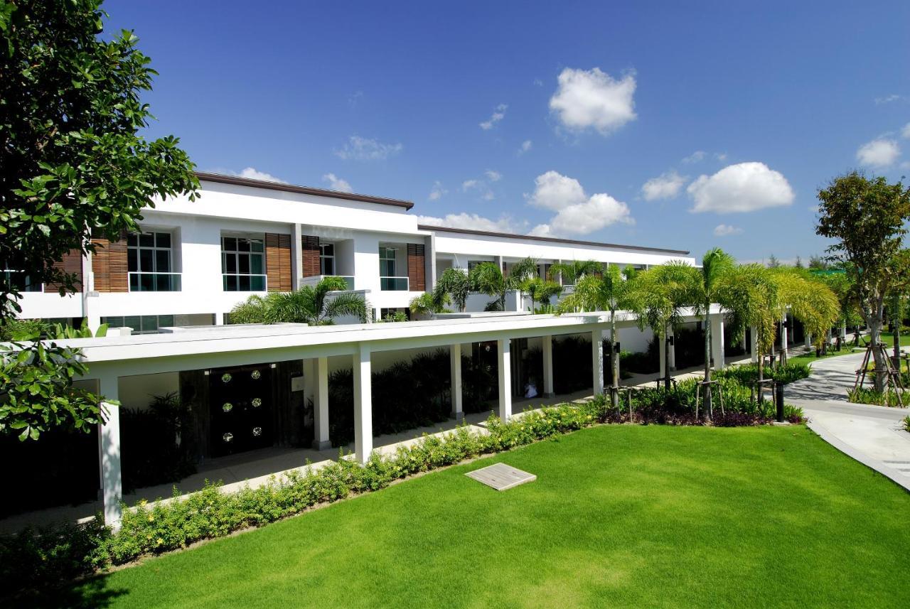 Four Bedroom Oxygen Villa