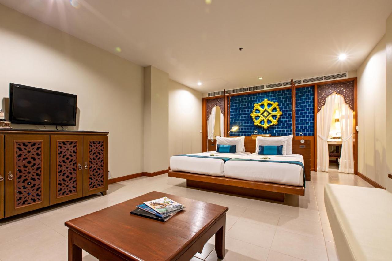 Resort Palm - Sha Extra Rawai