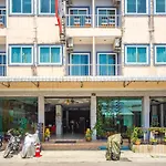 Art Mansion Patong Hotel