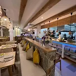 Coral Inn
