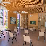 Holiday Inn Express Phuket Patong Beach Central By Ihg